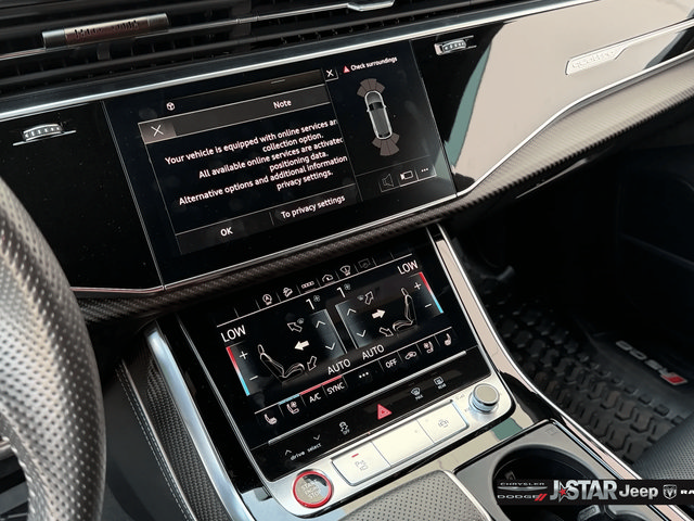 Used 2021 Audi RS Q8 AWD/4WD image 22