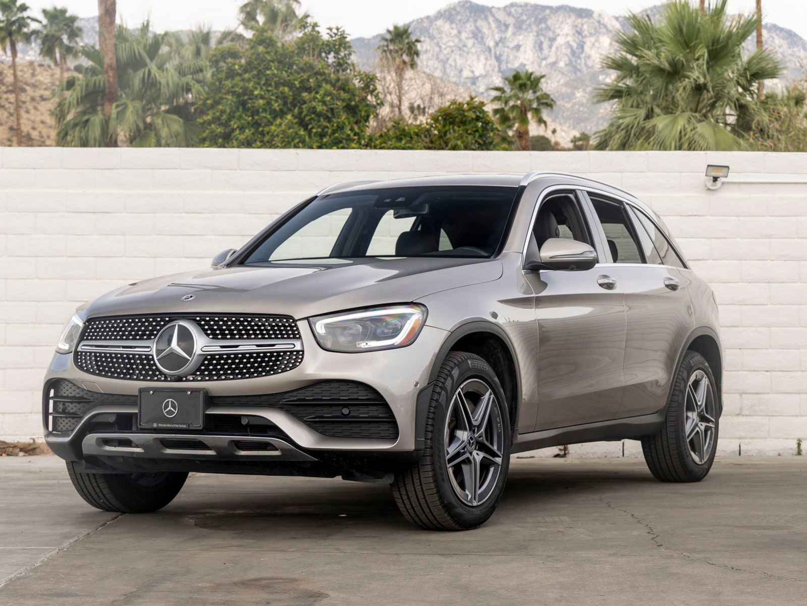 Used 2022 Mercedes-Benz GLC 300 image 1