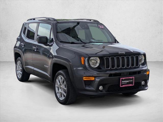 Used 2022 Jeep Renegade Latitude w/ Convenience Group AWD/4WD image 3