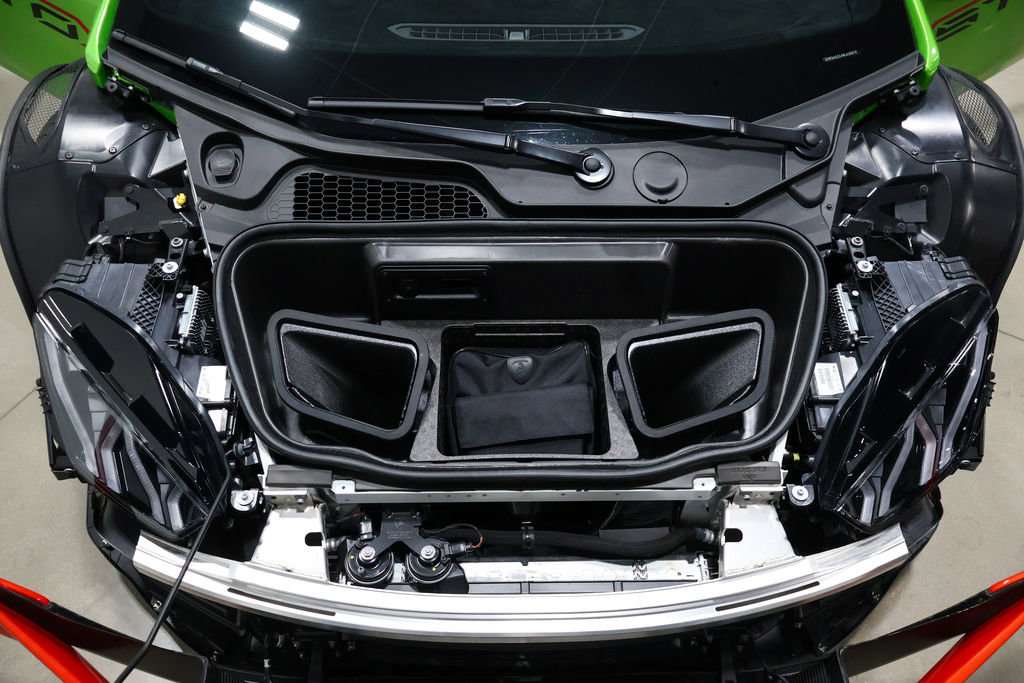 Used 2022 Lamborghini Huracan STO image 39