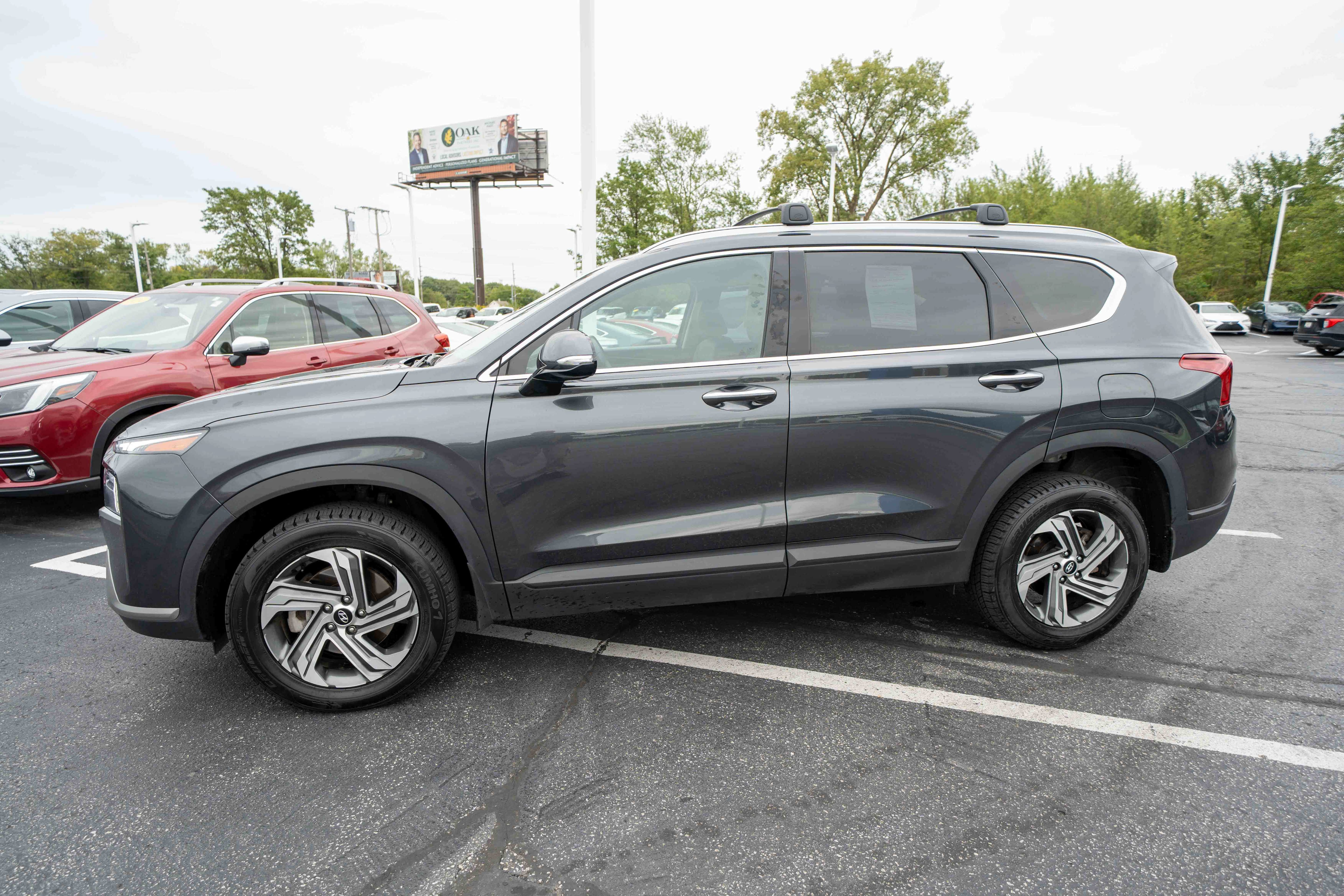 Used 2023 Hyundai Santa Fe SEL AWD/4WD image 3