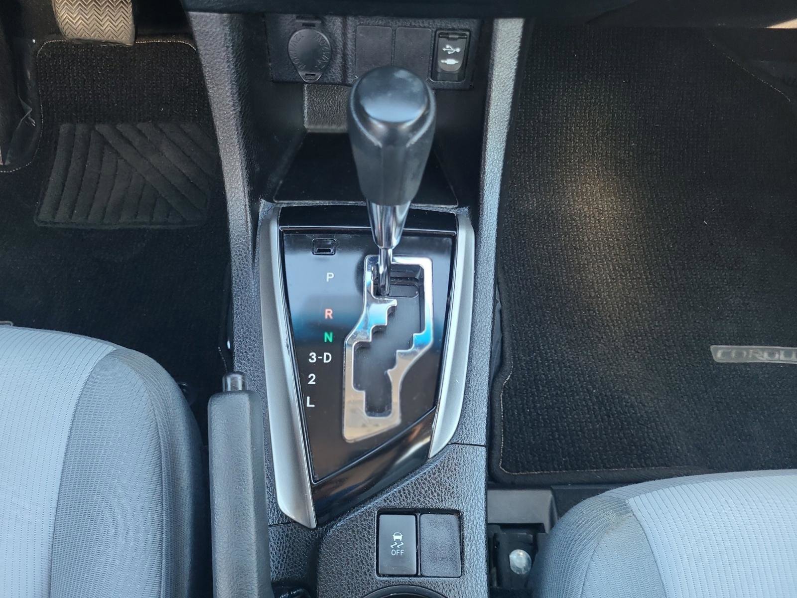 Used 2014 Toyota Corolla L image 15