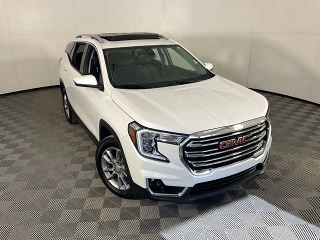 Used 2024 GMC Terrain SLT w/ Infotainment Package II image 45