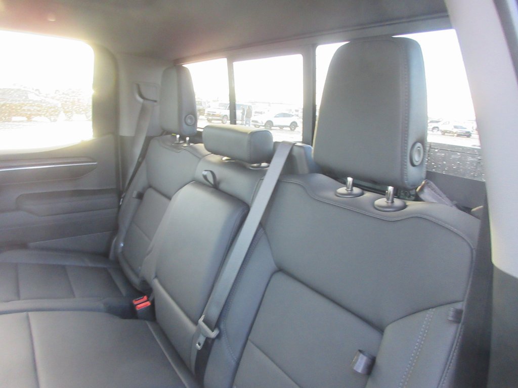 New 2026 GMC Sierra 1500 SLT w/ SLT Convenience Package image 14