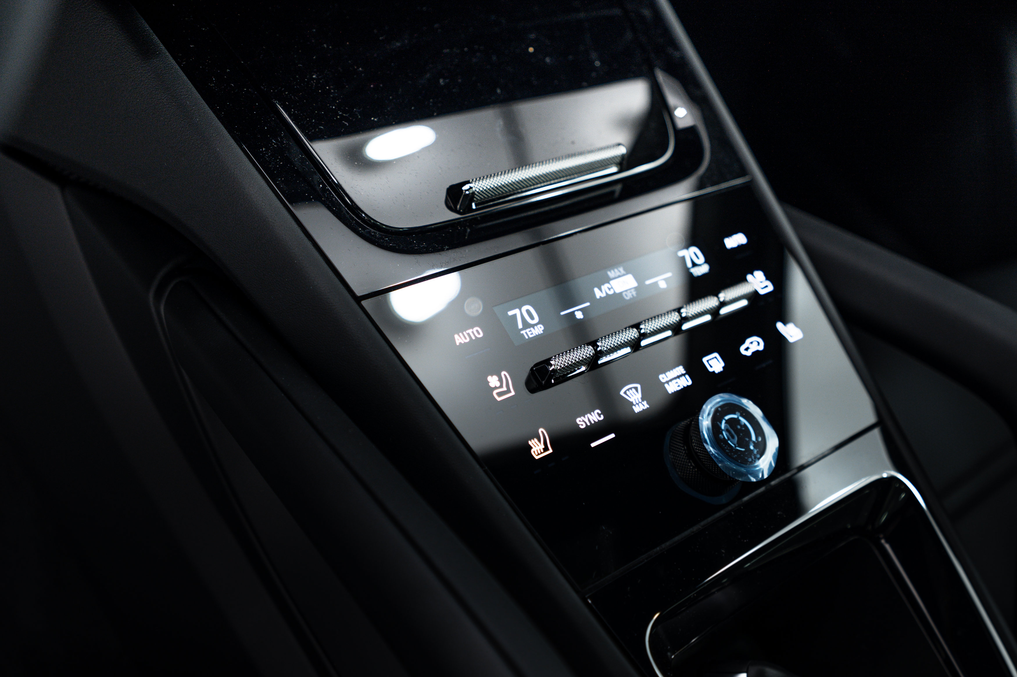 New 2026 Porsche Cayenne GTS AWD/4WD image 16