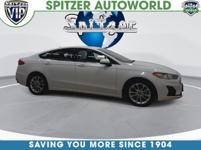 Used 2020 Ford Fusion SE FWD image 3