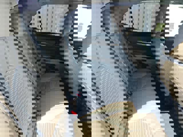 Used 2018 Toyota Camry SE w/ Moonroof Package image 24