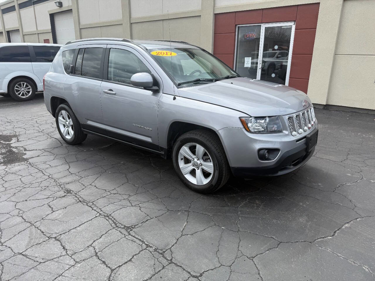 Used 2017 Jeep Compass Latitude
