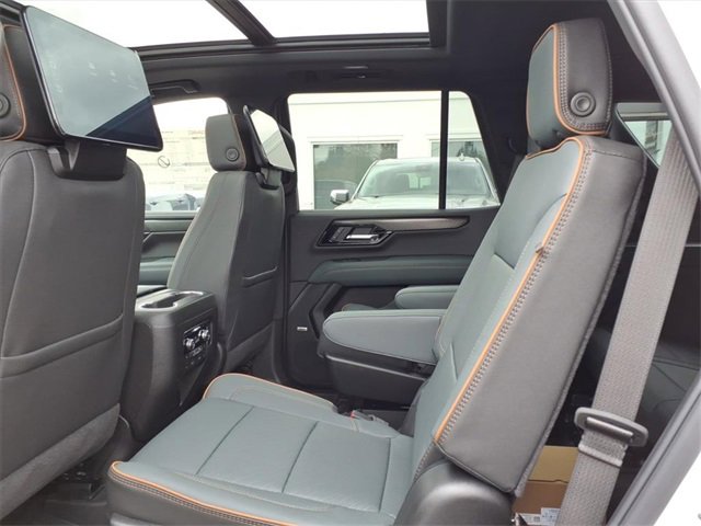 New 2026 GMC Yukon AT4 w/ AT4 Premium Plus Package image 12