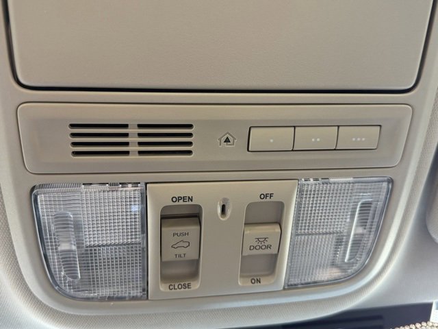 Used 2022 Honda CR-V EX-L image 31