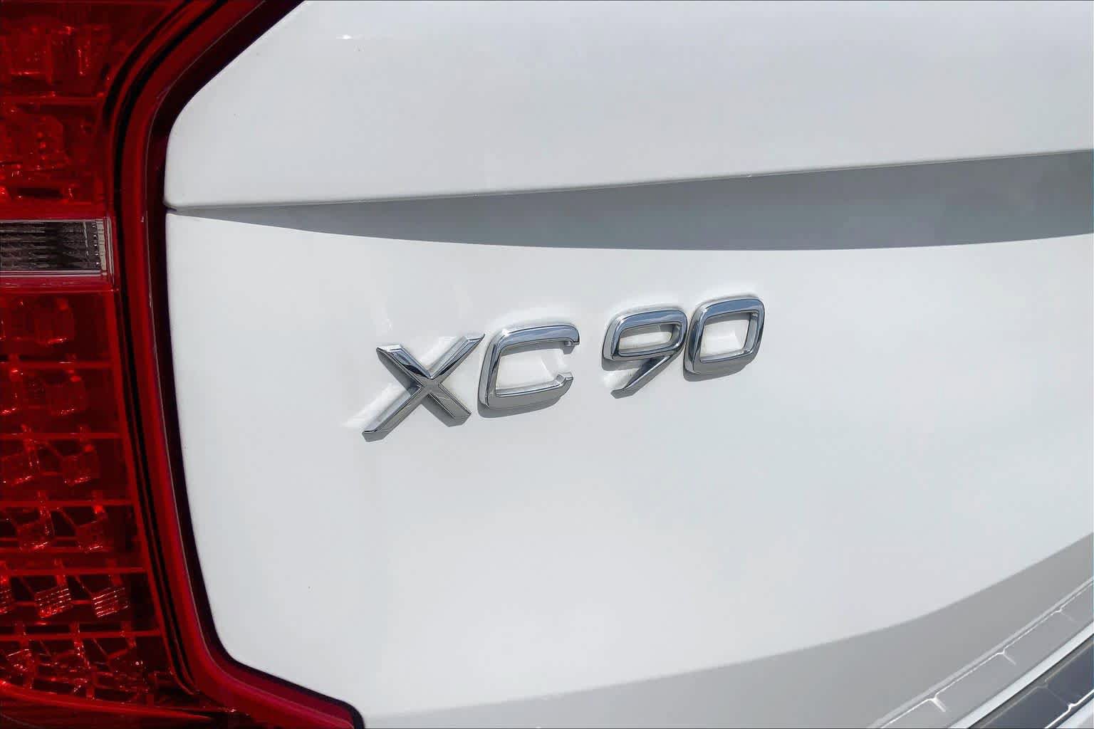 Used 2019 Volvo XC90 T6 R-Design w/ Advanced Package image 9