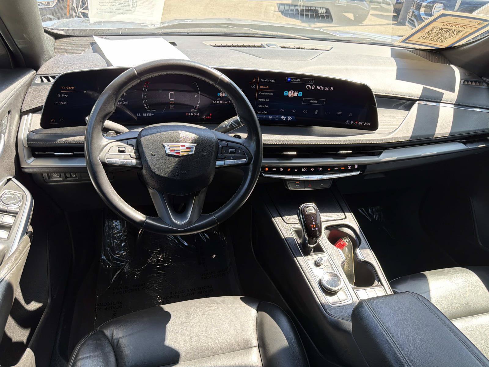 Used 2024 Cadillac XT4 Premium Luxury FWD image 7