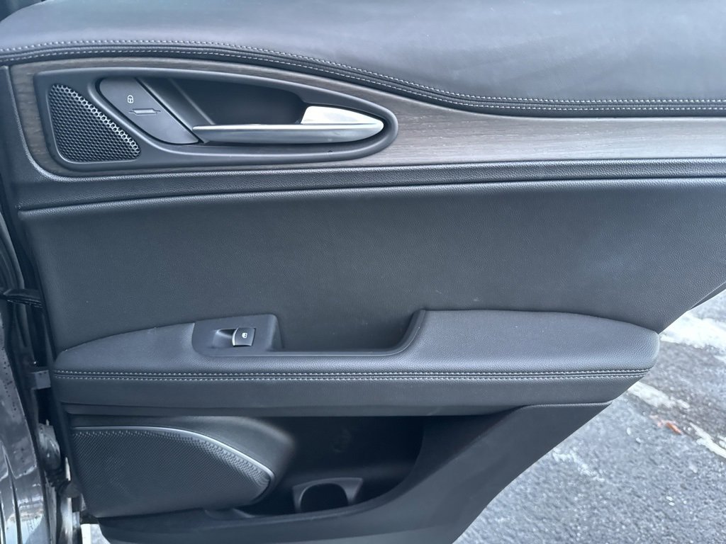 Used 2023 Alfa Romeo Stelvio Ti image 55