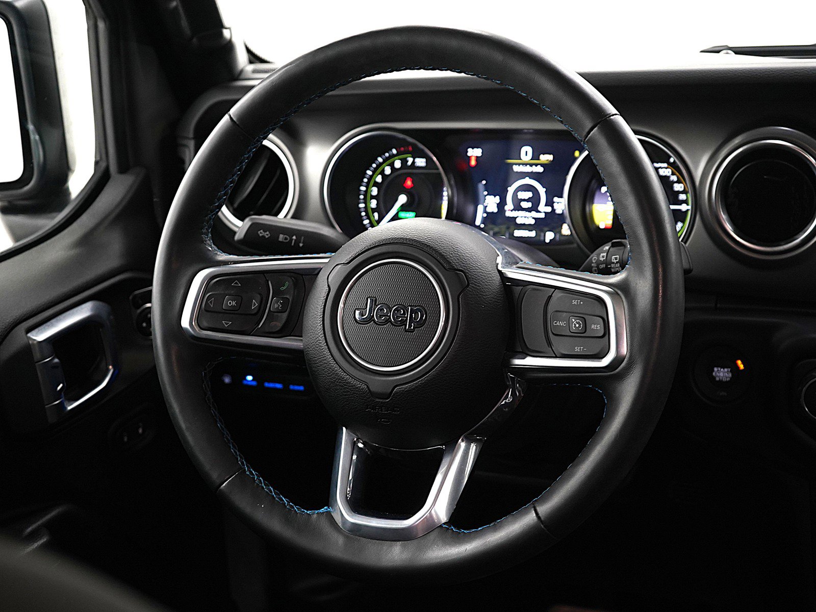 Used 2023 Jeep Wrangler Unlimited Rubicon 4xe w/ Cold Weather Group image 13