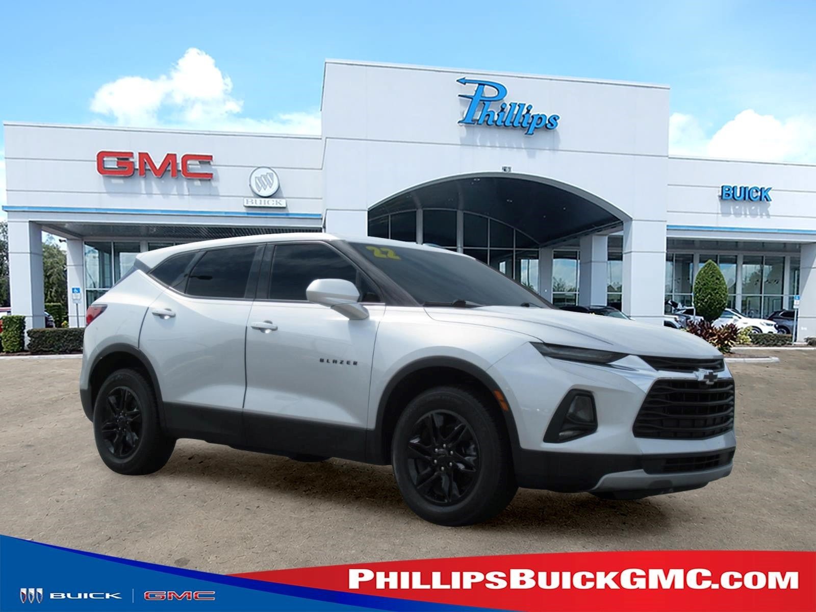 Used 2022 Chevrolet Blazer LT FWD image 1