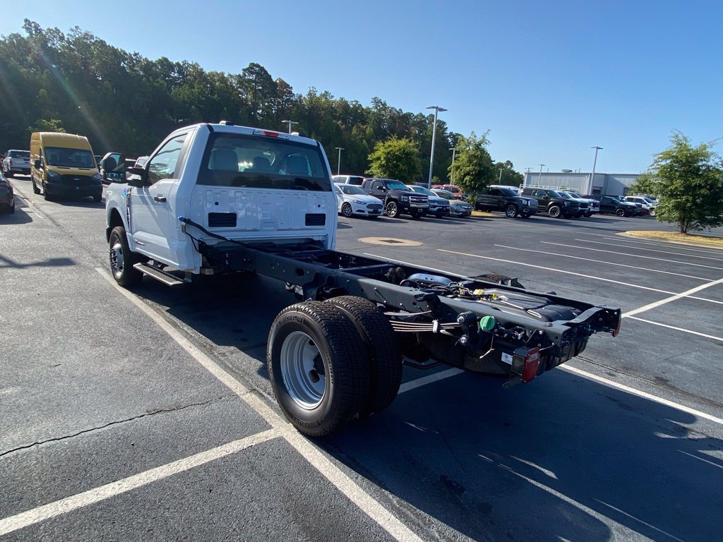New 2026 Ford F350 XL w/ XL Chrome Package AWD/4WD image 5