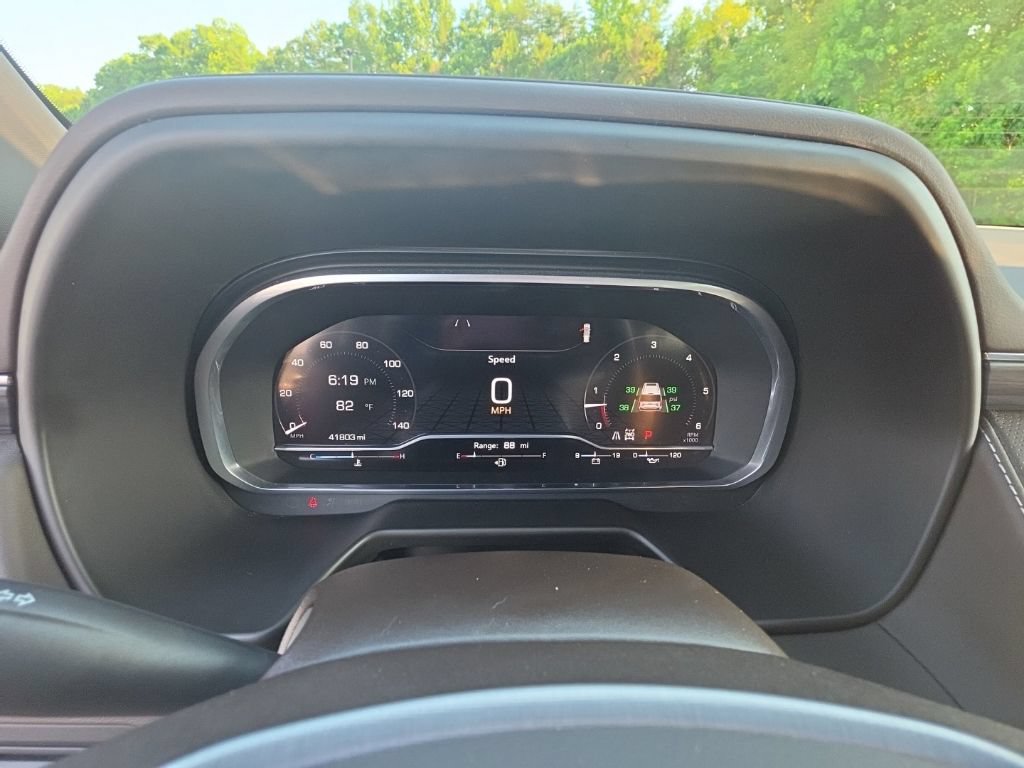 Certified 2023 GMC Yukon XL SLT w/ SLT Premium Package AWD/4WD image 33