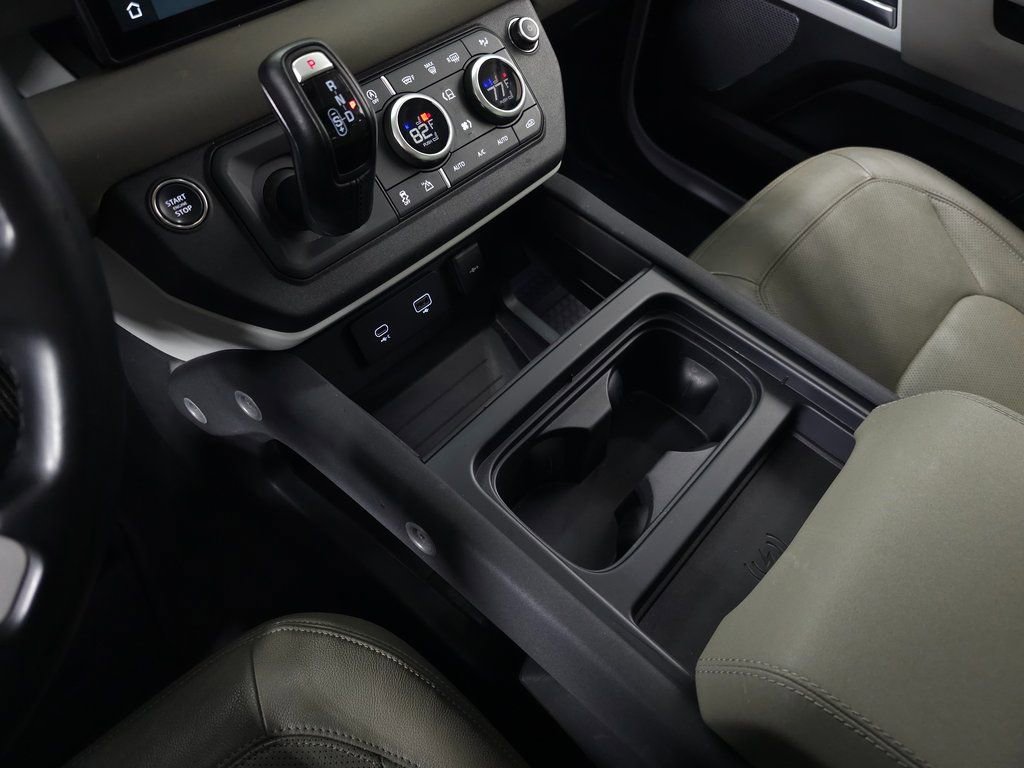 Certified 2023 Land Rover Defender 110 SE AWD/4WD image 35