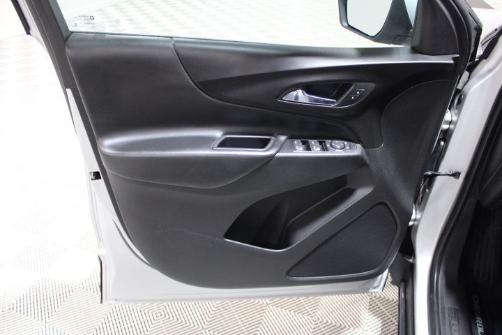 Used 2018 Chevrolet Equinox LT FWD image 15