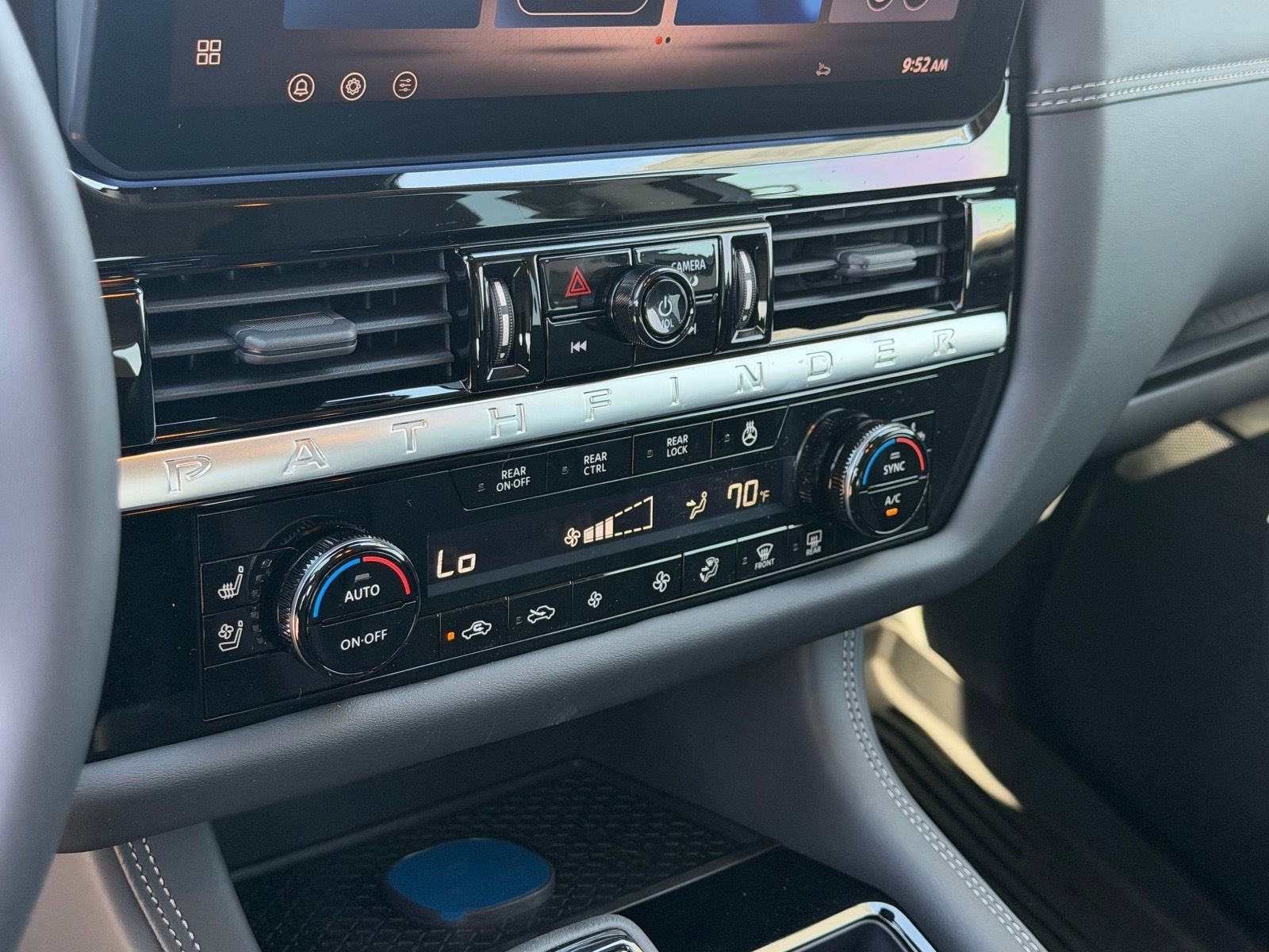 New 2026 Nissan Pathfinder Platinum FWD image 26