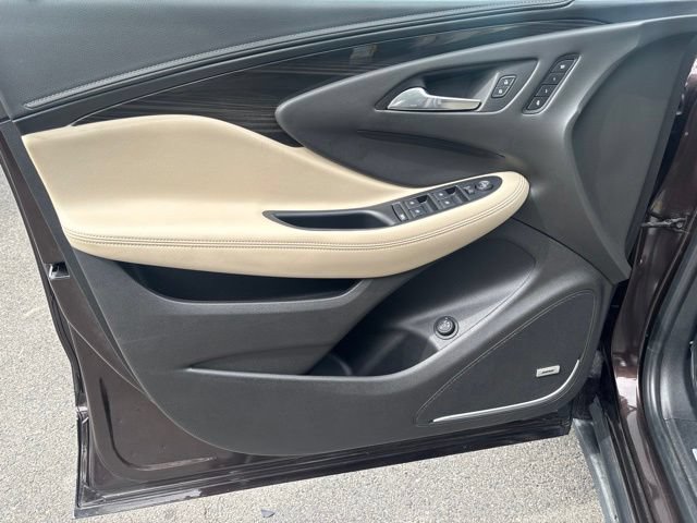 Used 2020 Buick Envision Premium w/ Driver Confidence Package AWD/4WD image 11