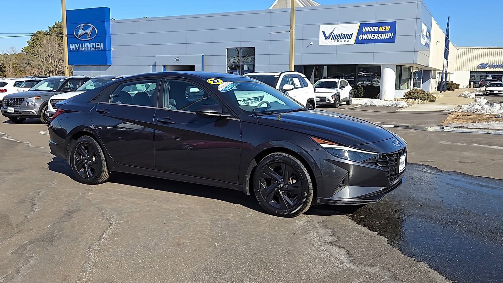 Certified 2022 Hyundai Elantra SEL image 2