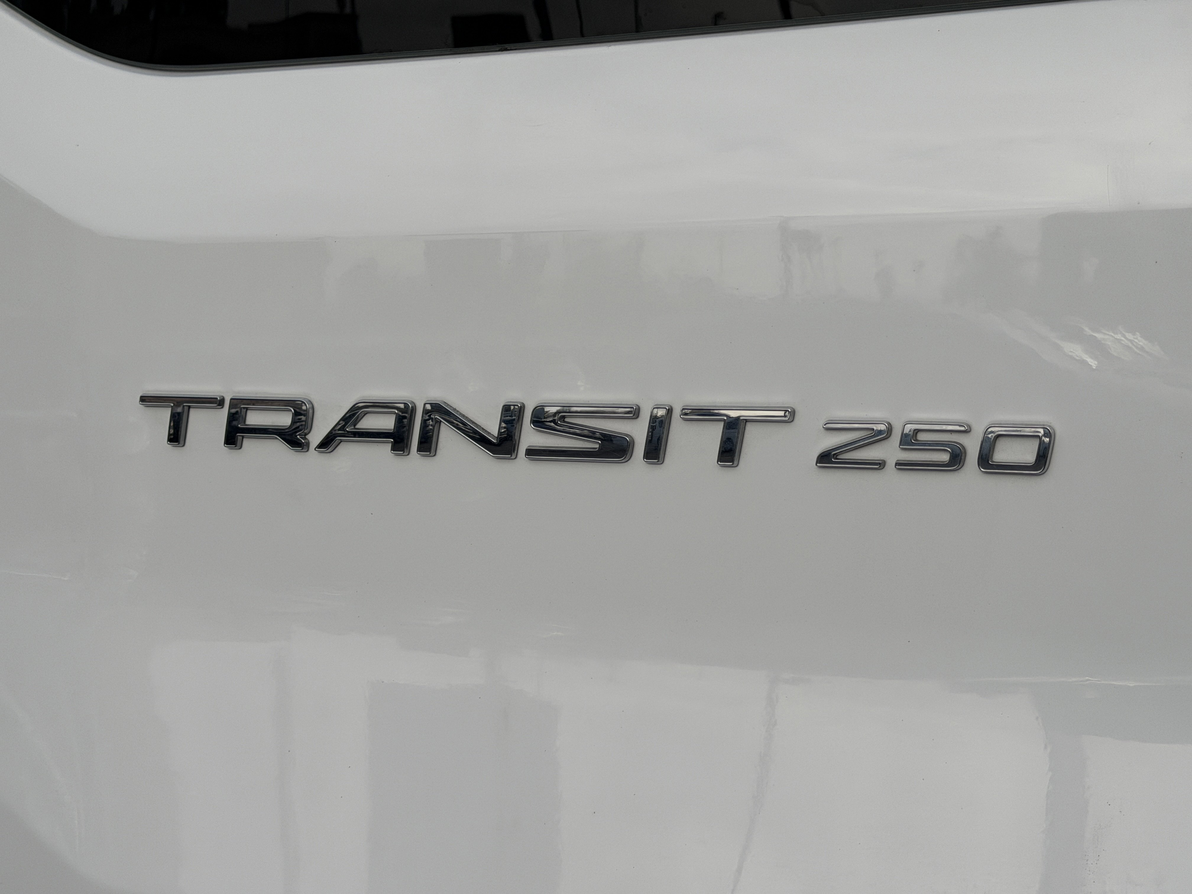 Certified 2023 Ford Transit 250 Medium Roof RWD image 12