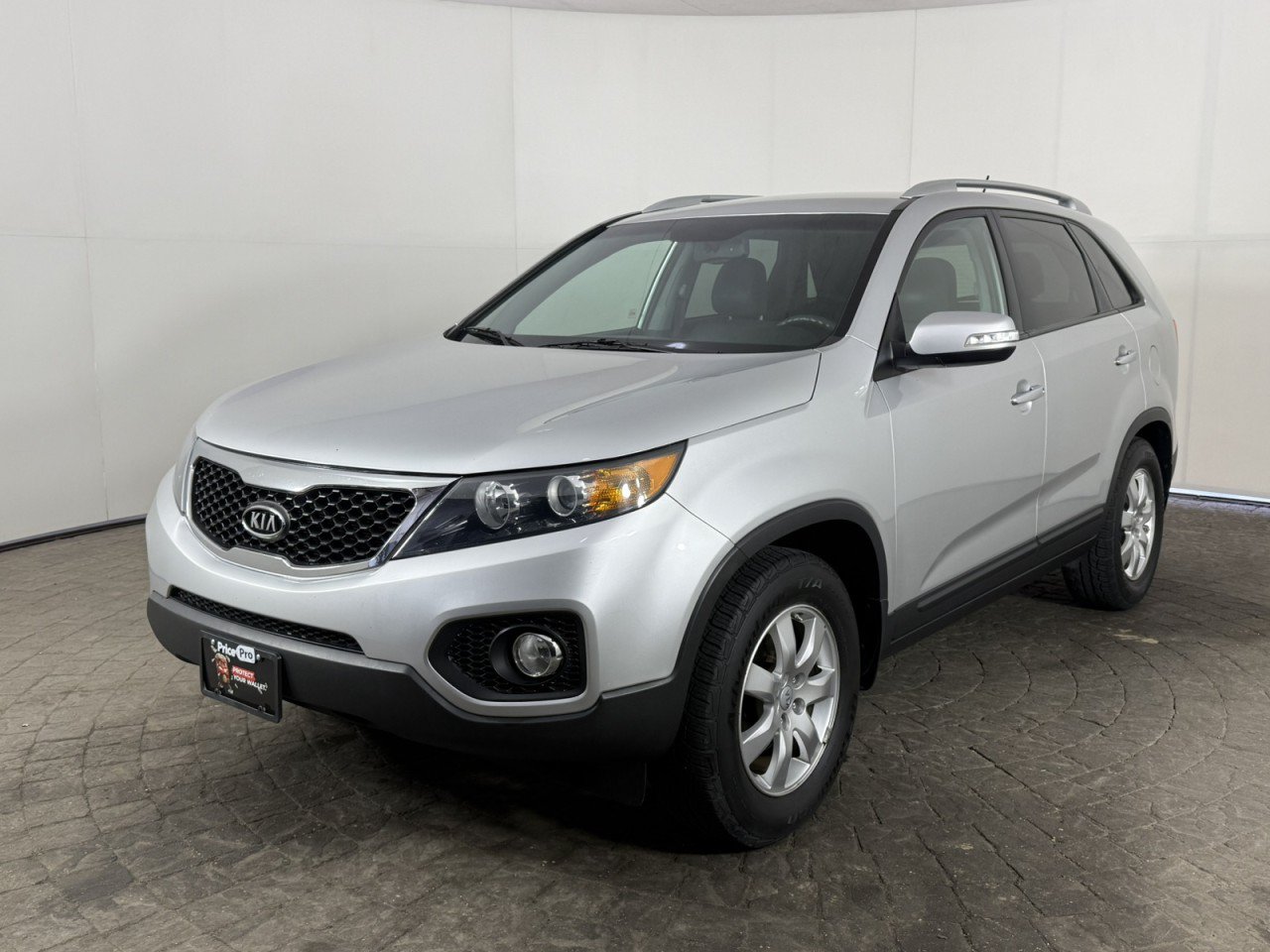 Used 2012 Kia Sorento LX w/ Convenience Pkg FWD image 3