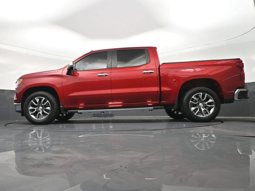 Used 2024 Chevrolet Silverado 1500 LT RWD image 23