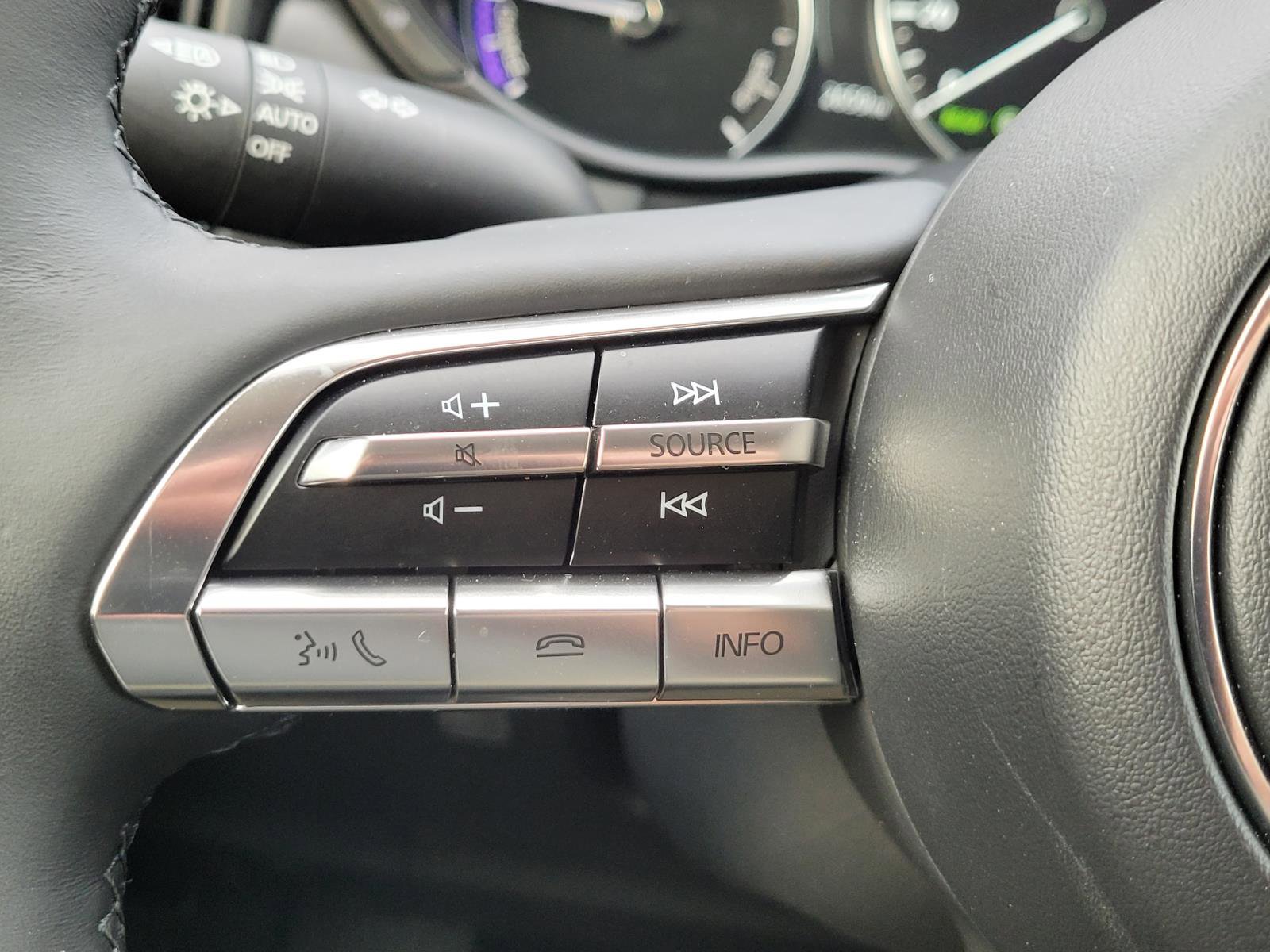 Used 2025 MAZDA CX-50 2.5 Hybrid w/ Weather Package image 9