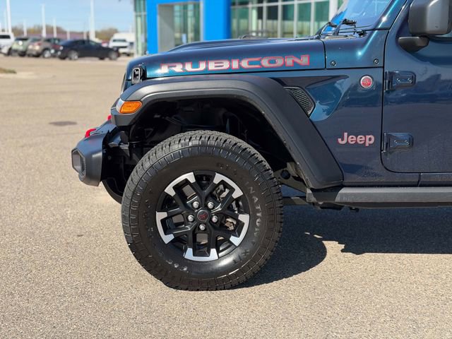 Used 2025 Jeep Wrangler Unlimited Rubicon AWD/4WD image 11