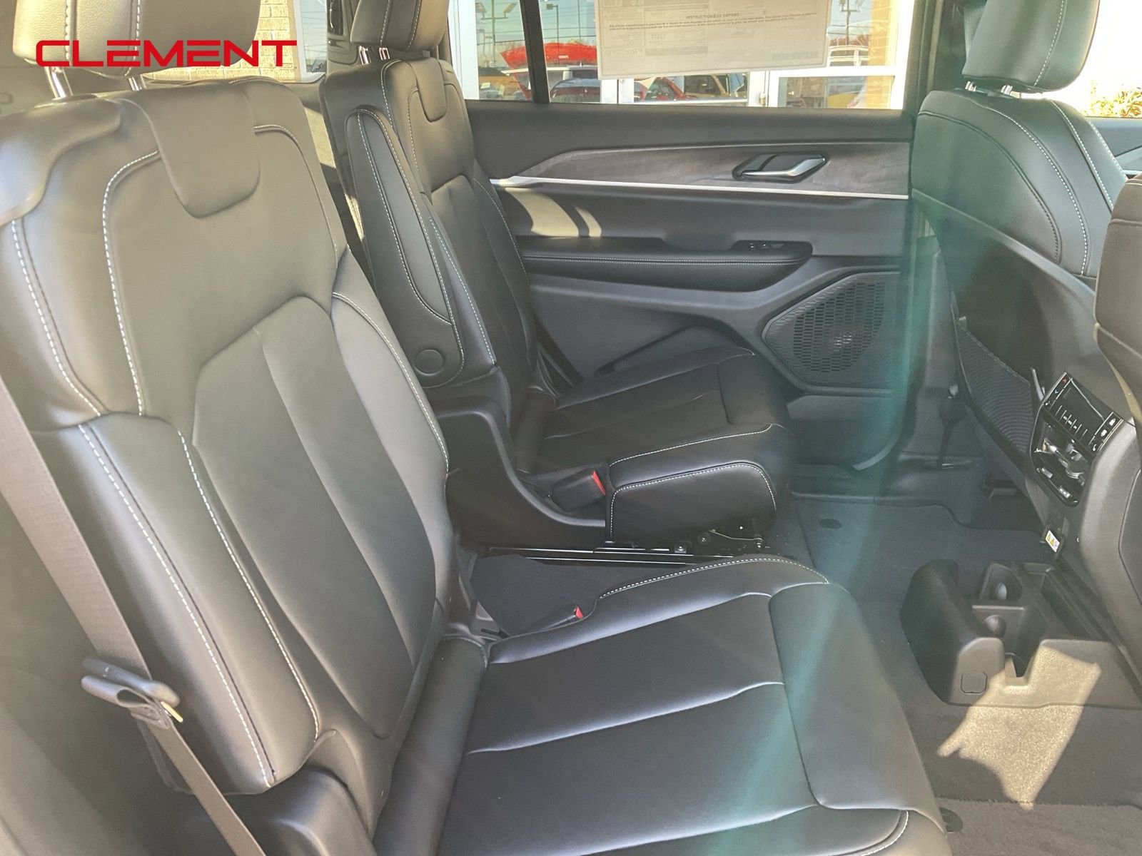 New 2025 Jeep Grand Cherokee L Limited w/ Trailer Tow Package image 21