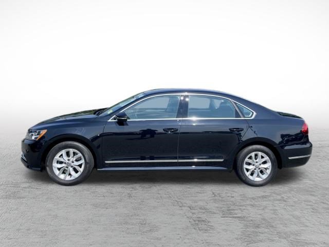 Used 2017 Volkswagen Passat 1.8T S FWD image 8