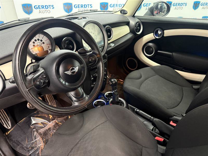 Used 2013 MINI Cooper S FWD image 9