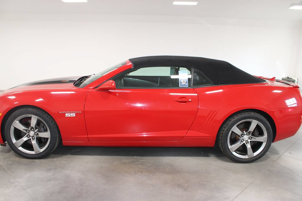 Used 2011 Chevrolet Camaro SS w/ RS Package RWD image 6
