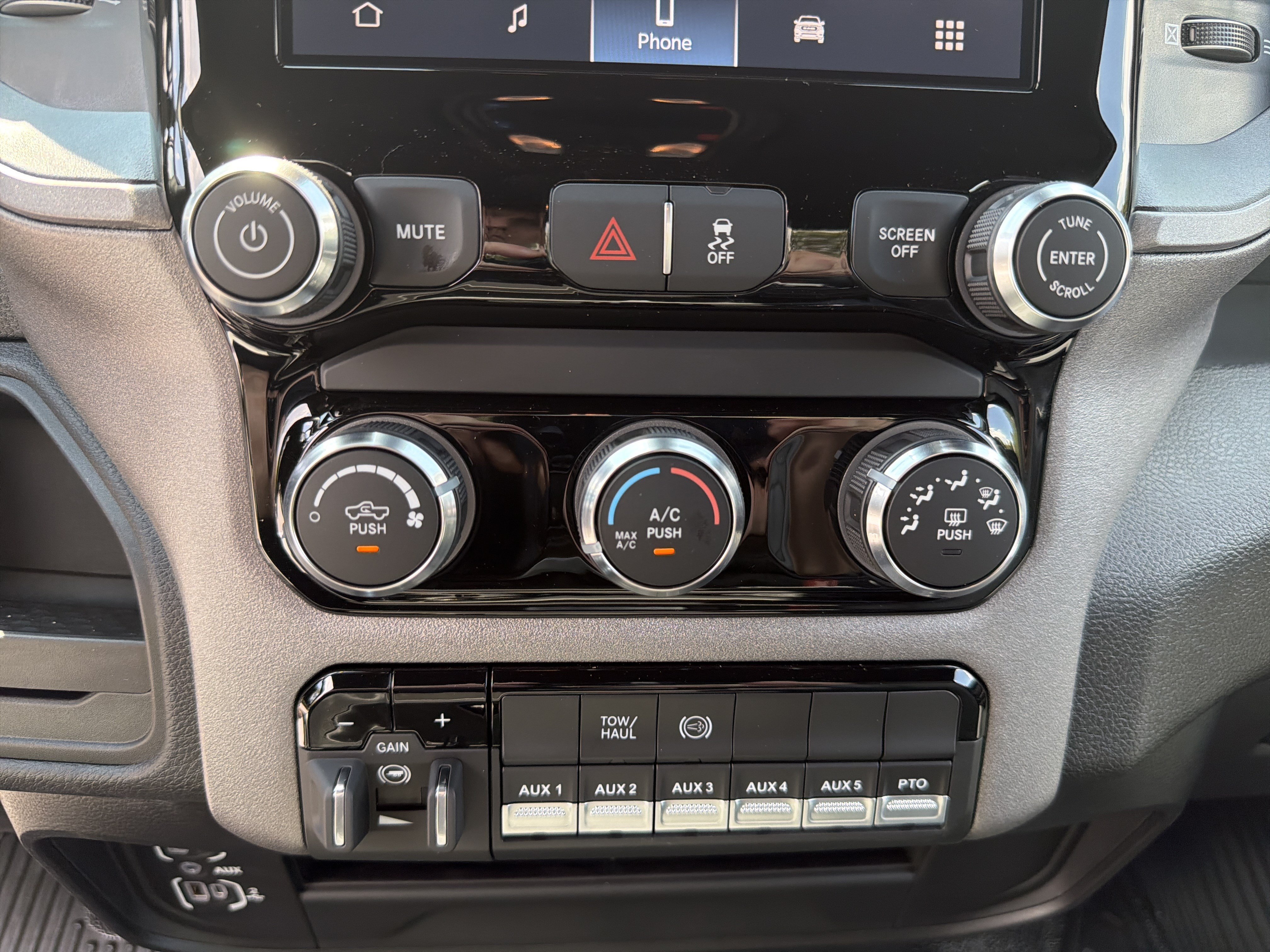 New 2026 RAM 5500 Tradesman RWD image 28