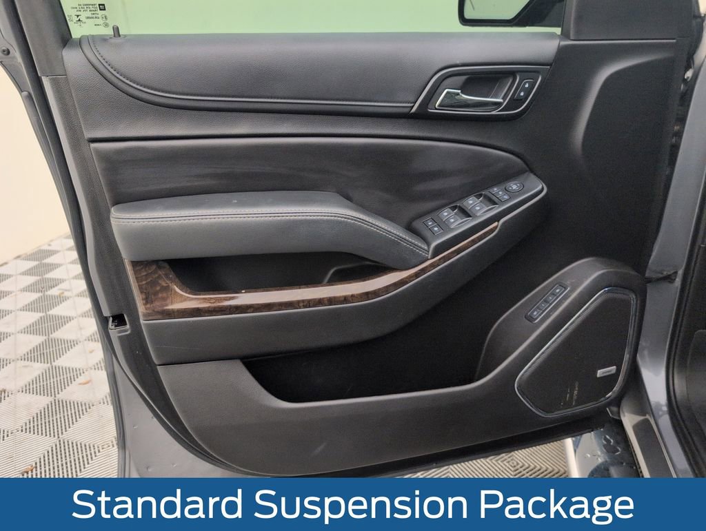 Used 2019 Chevrolet Suburban LT w/ LT Signature Package RWD image 35