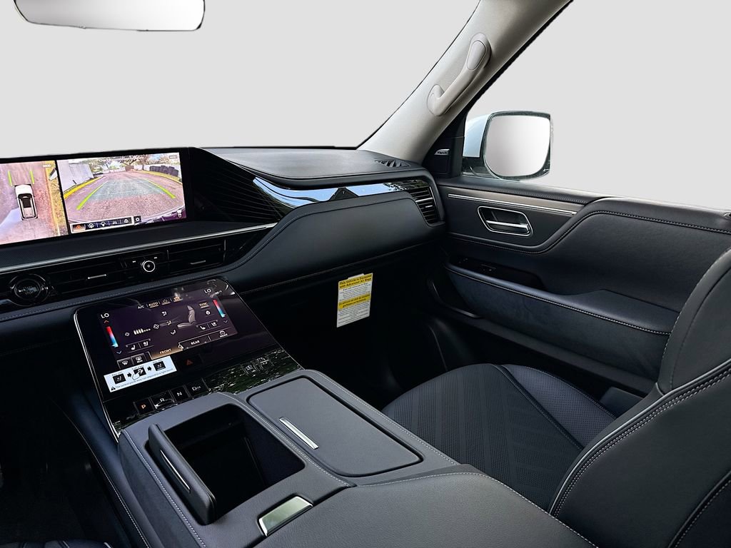 New 2026 INFINITI QX80 Luxe RWD image 25