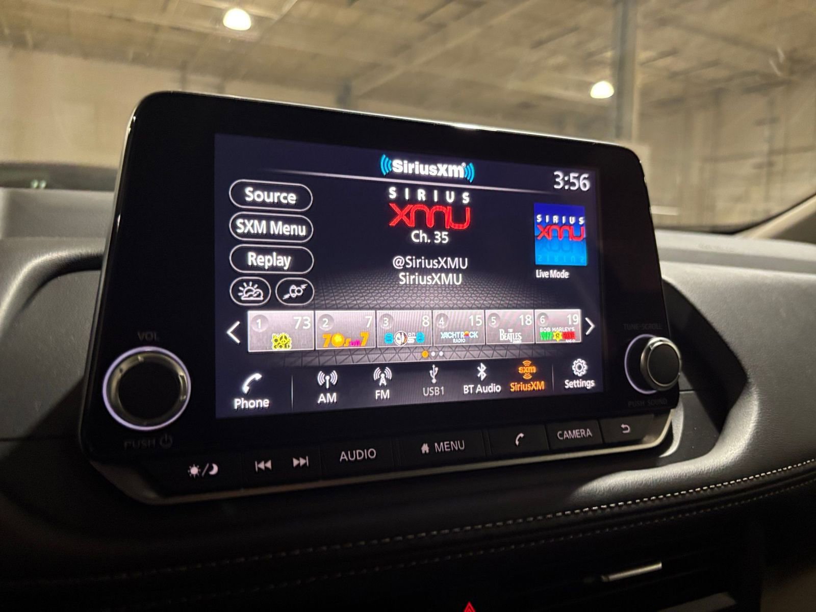 Used 2025 Nissan Rogue SV FWD image 20