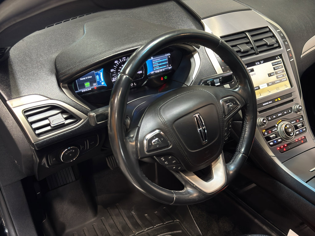 Used 2017 Lincoln MKZ Premiere image 16