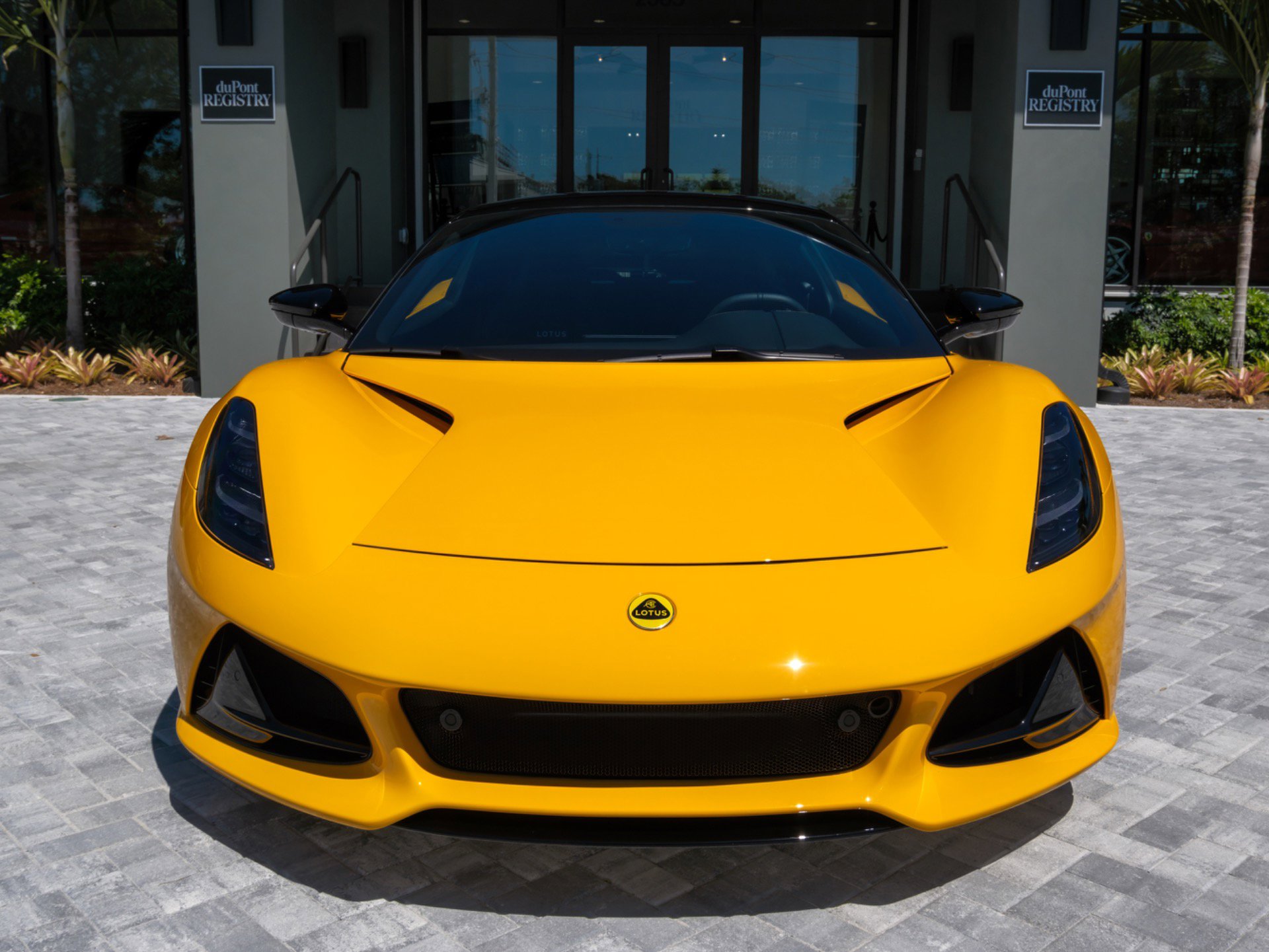Used 2024 Lotus Emira First Edition image 8