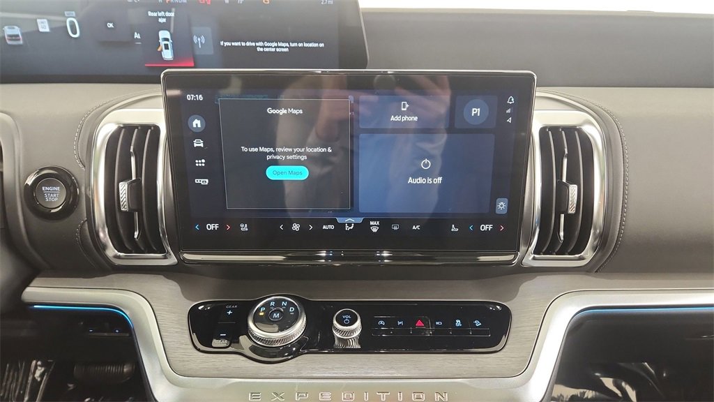 New 2025 Ford Expedition Max Platinum w/ Driver's Package image 16