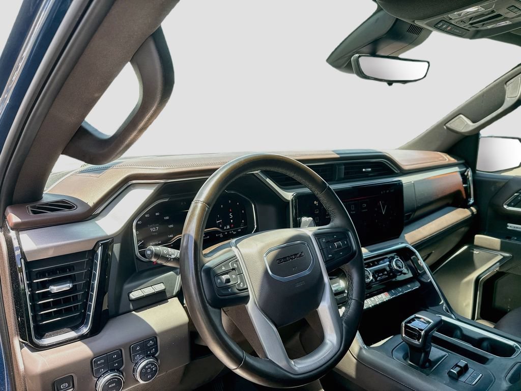 Used 2024 GMC Sierra 1500 Denali w/ Denali Reserve Package AWD/4WD image 12
