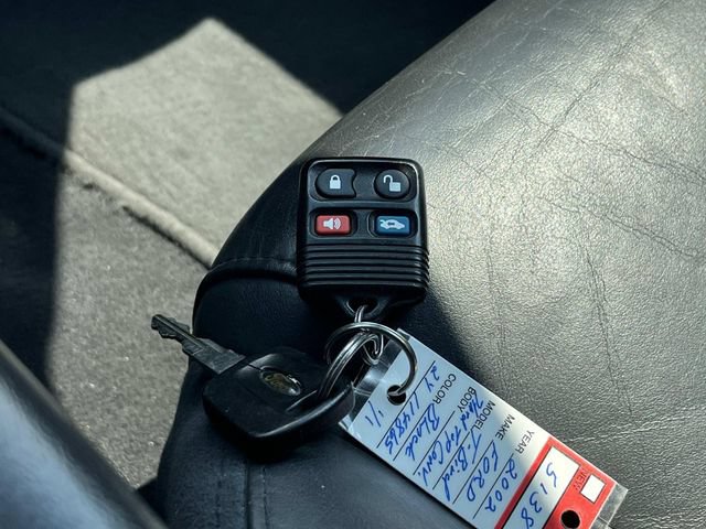 Used 2002 Ford Thunderbird RWD image 27