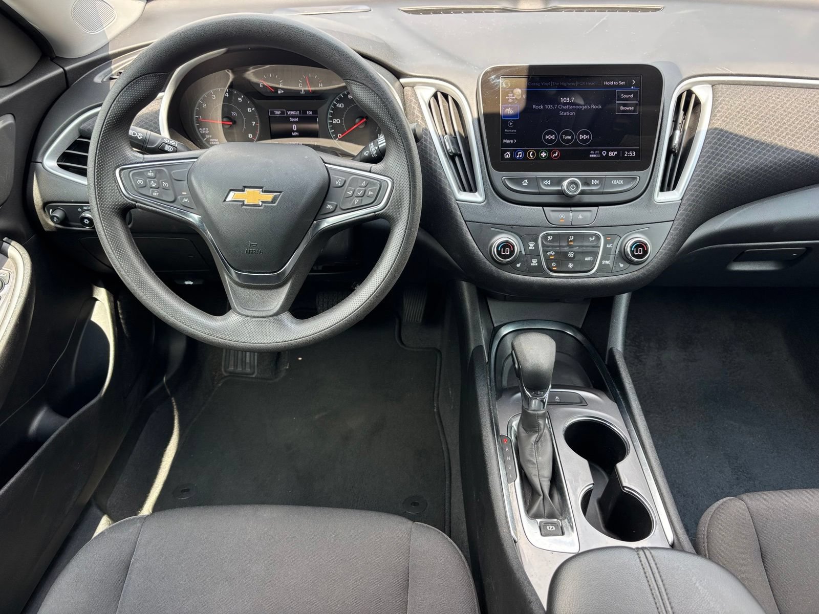 Used 2023 Chevrolet Malibu LT FWD image 18