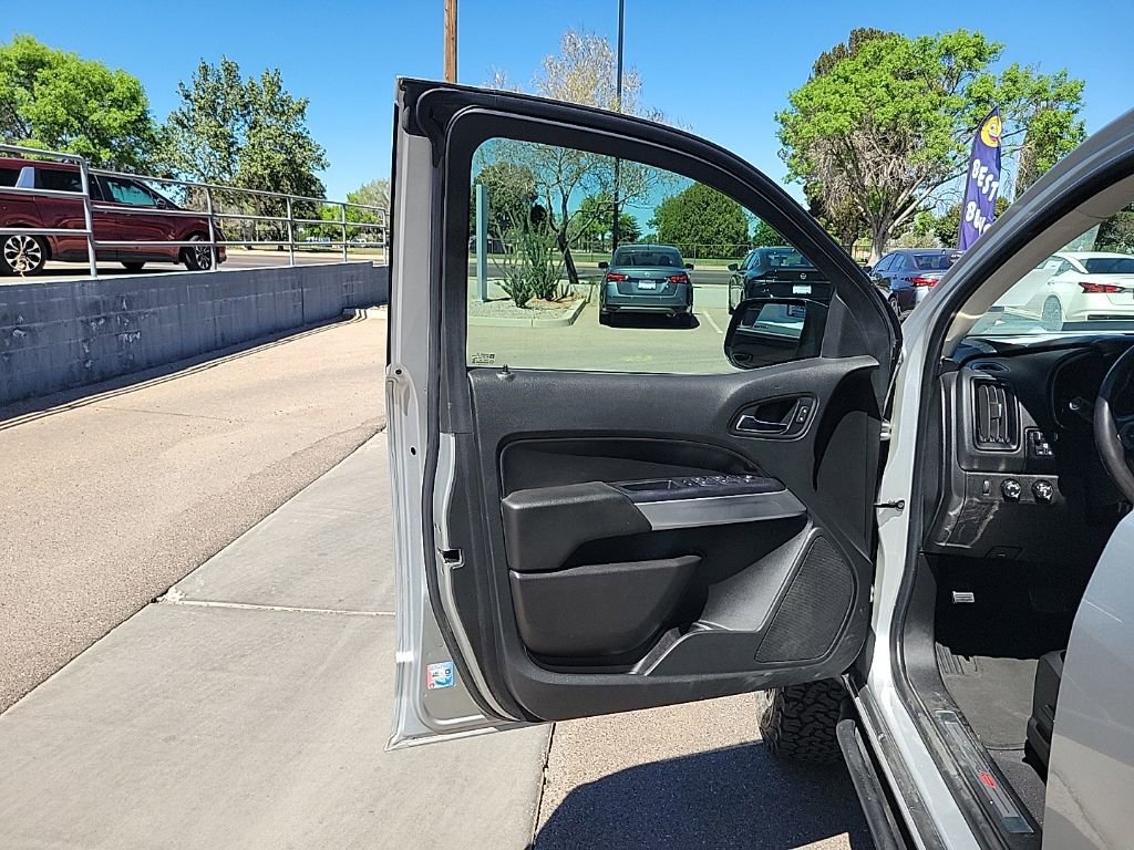 Used 2019 Chevrolet Colorado ZR2 image 11