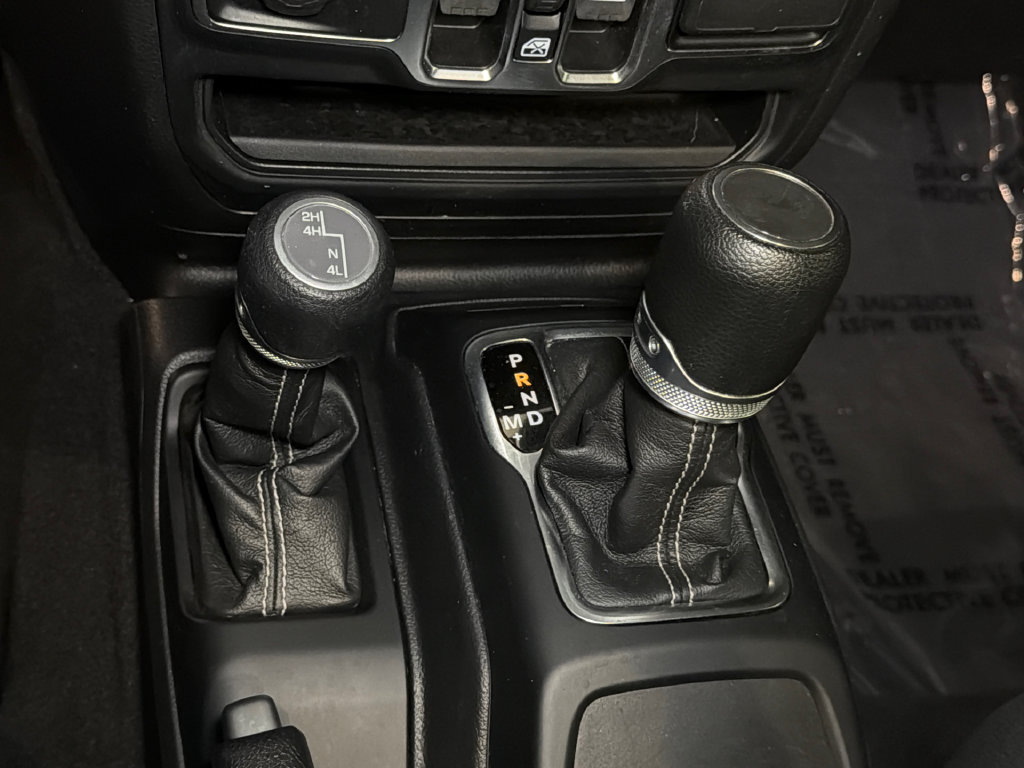 Used 2023 Jeep Wrangler Unlimited Sahara w/ Safety Group AWD/4WD image 28