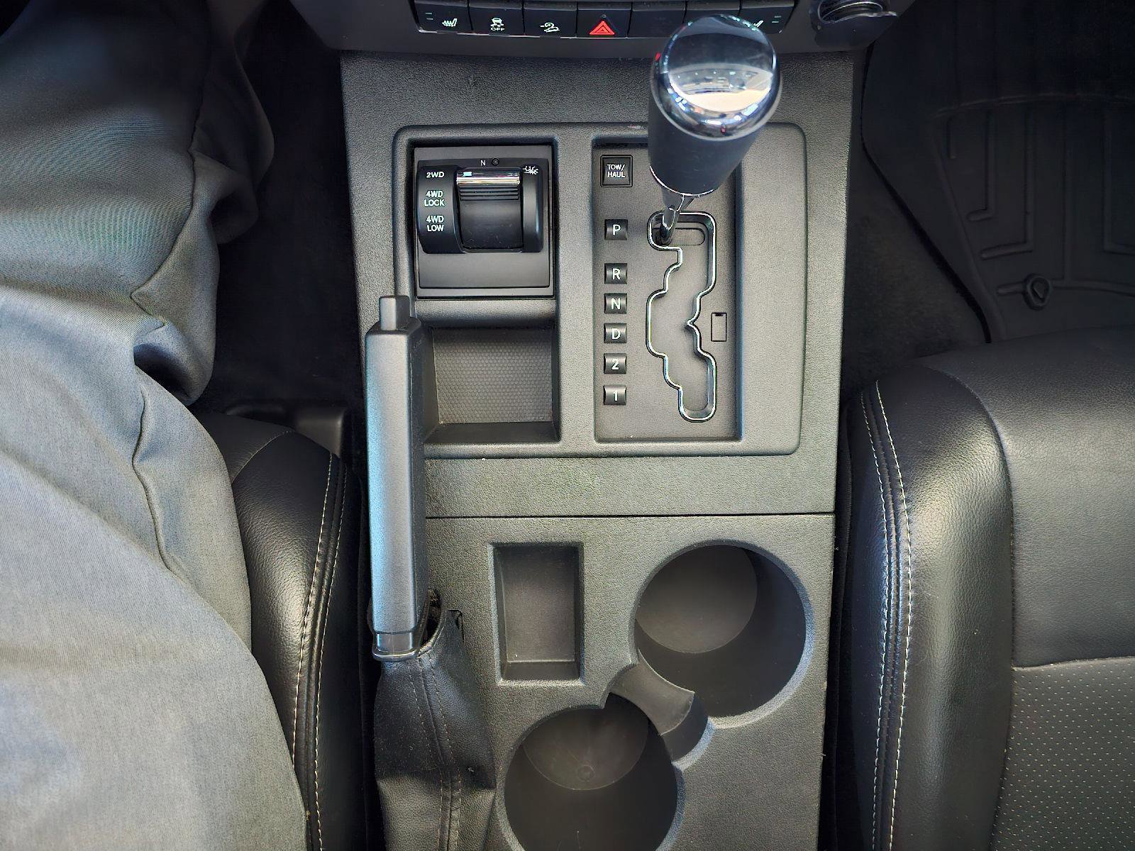 Used 2012 Jeep Liberty Sport image 24