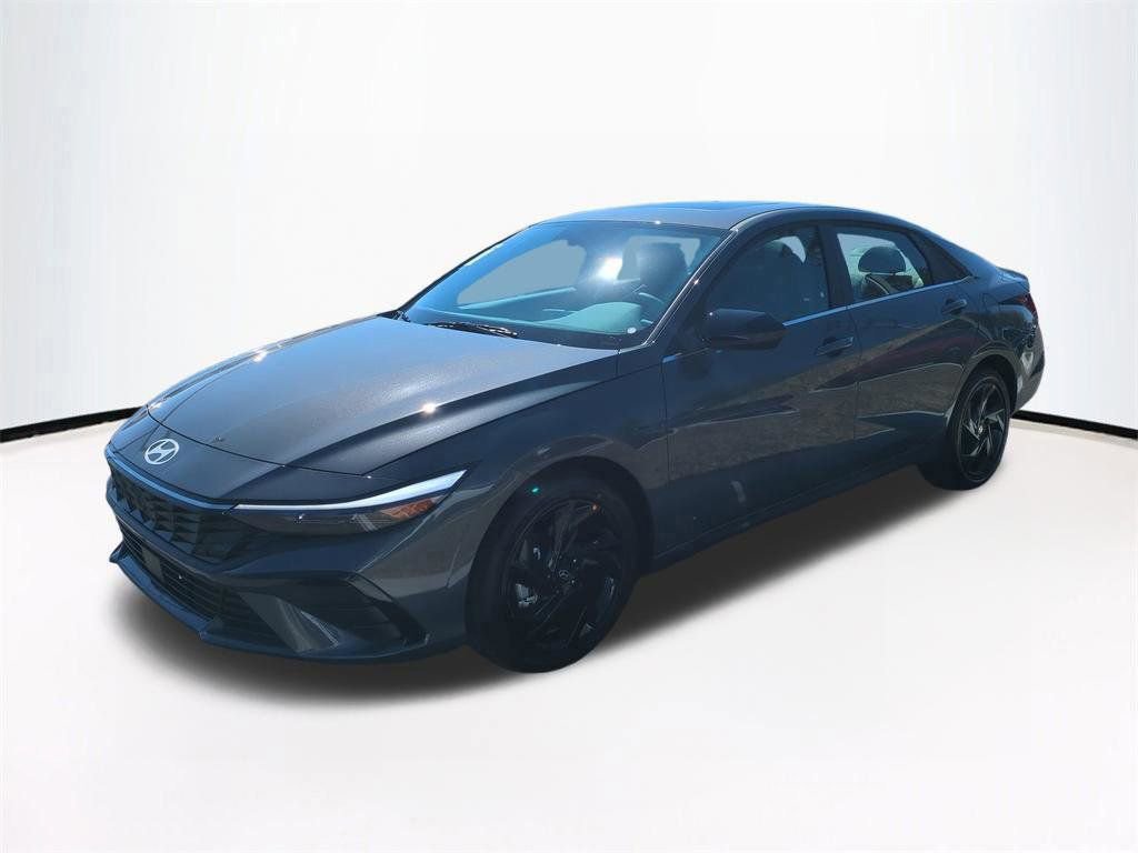 New 2026 Hyundai Elantra SEL Sport image 9