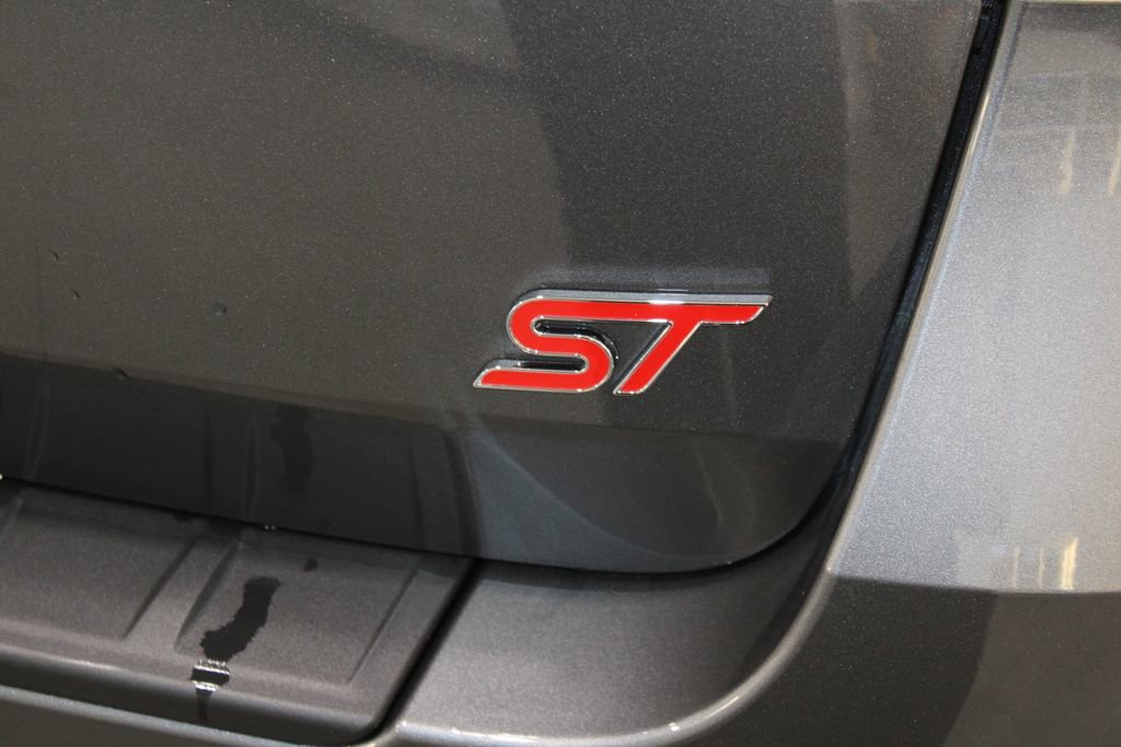 New 2026 Ford Explorer ST w/ Sun And Sound Package image 13